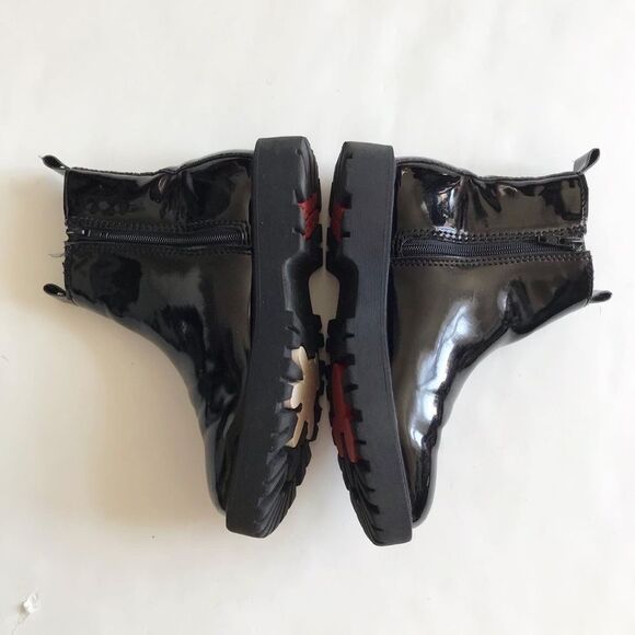 Zara x Disney Mickey Mouse patent boots VGUC size 32(1 youth) - Picture 3 of 9